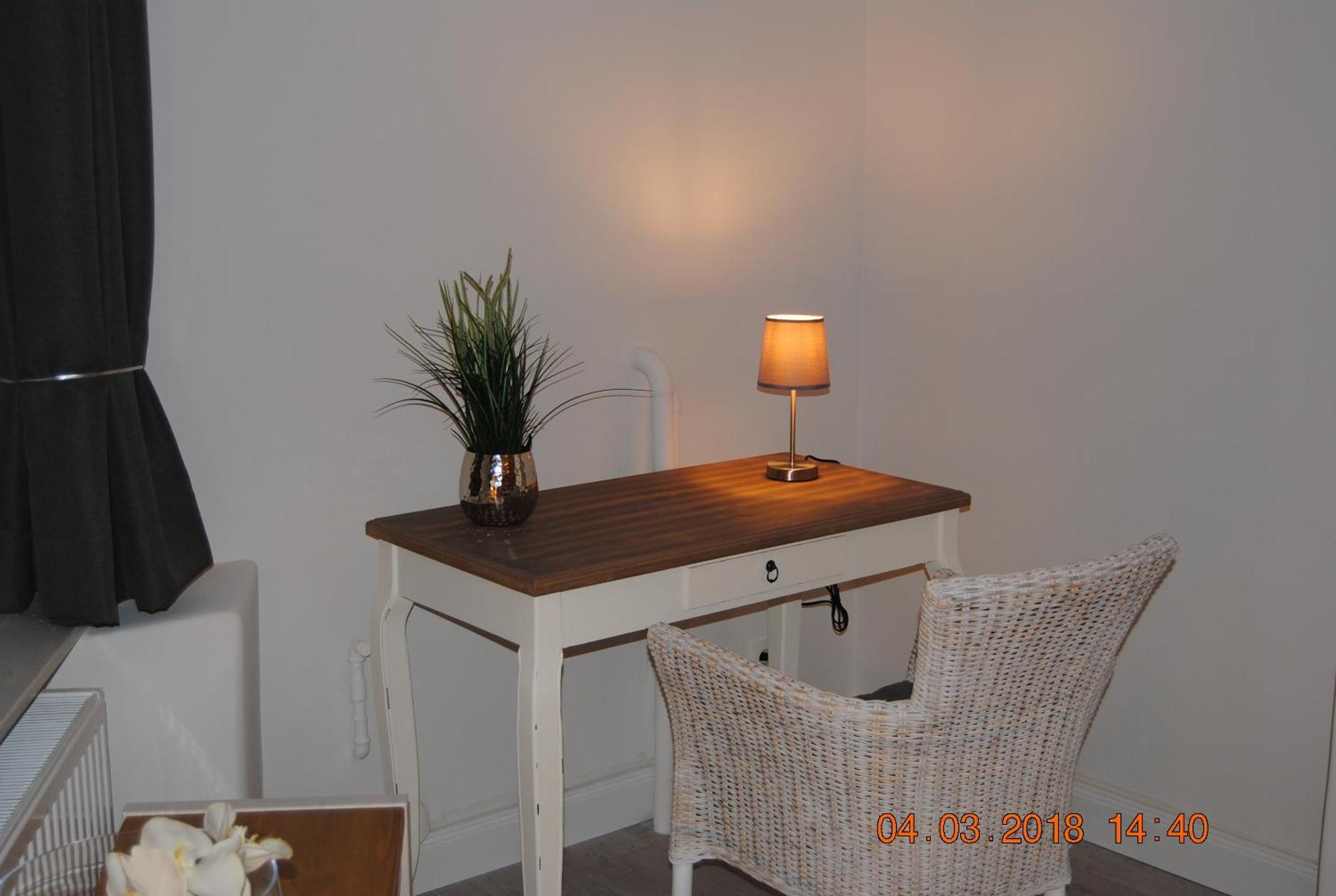 Schoene Ferienwohnung Zentral Gelegen Kiel Buitenkant foto